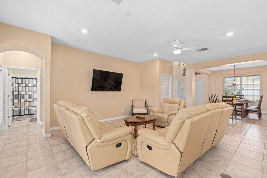 Lakeview W/8 Bedroom 5 Kingsuite 3 Miles To Disney キシミー エクステリア 写真